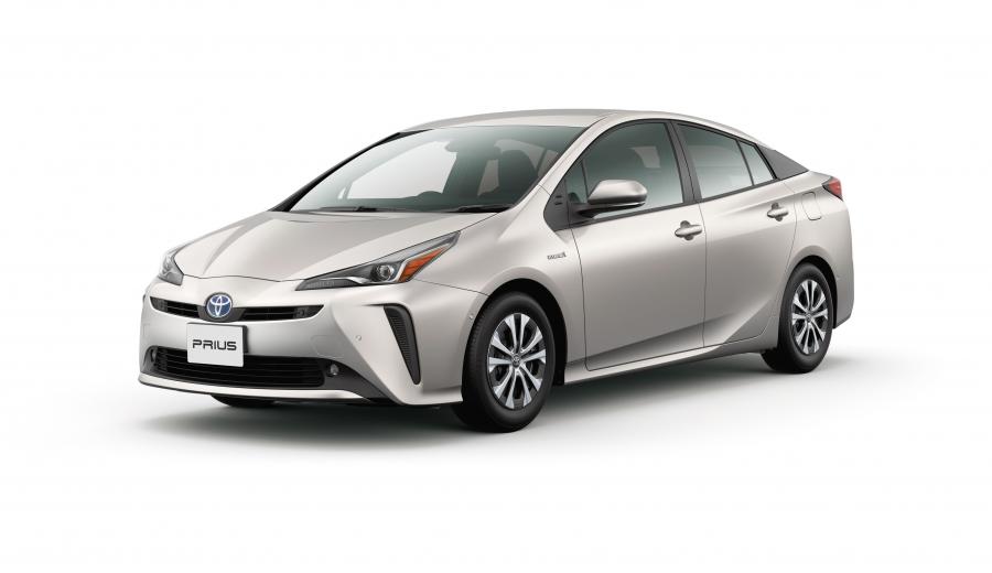  Toyota Prius 2018 года  (JP) (фото 14 из 16)